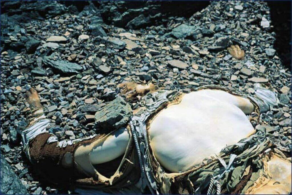 mount everest bodies: George Mallory