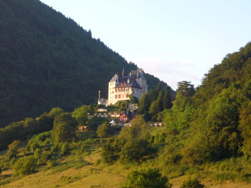 Randonnée Annecy - Chateau de Menthon Saint-Bernard