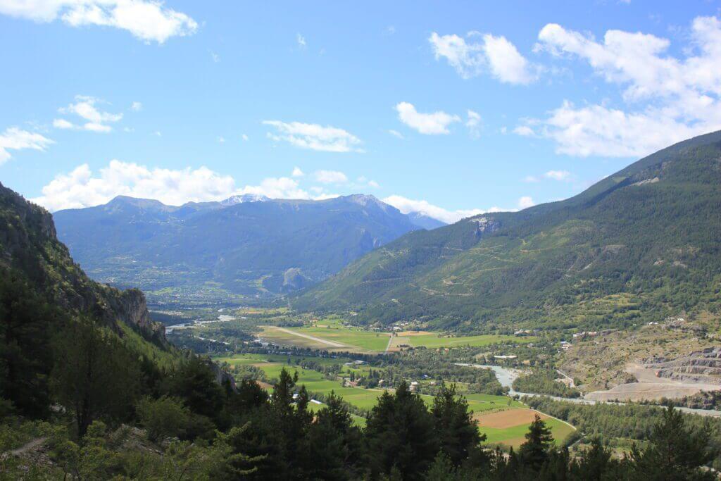 Pra Reboul - vers l'Aérodrome de Mont-Dauphin - Saint-Crépin