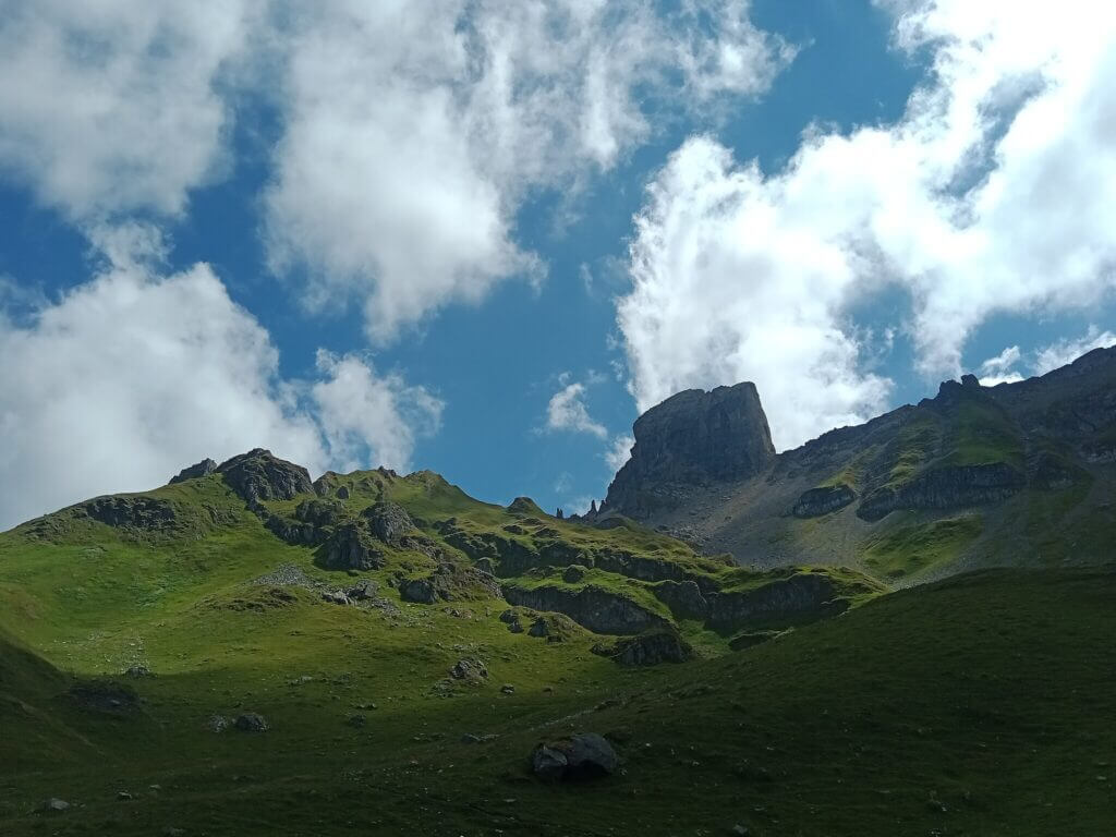 La Pierra Menta depuis le lac d'Amour - © Rémih