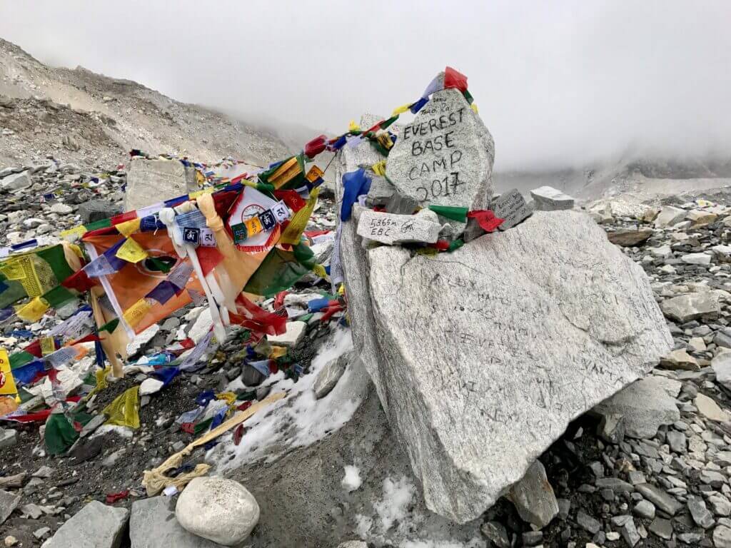 Mont Everest - © Mari Partyka, Unsplash