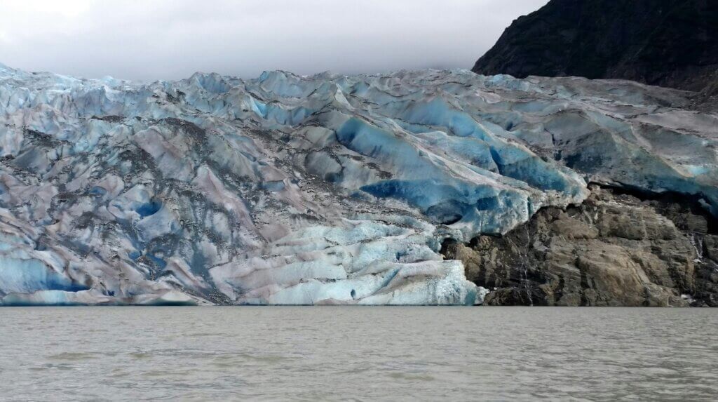 Mendenhall Glacier, Alaska - © Matt Artz on Unsplash