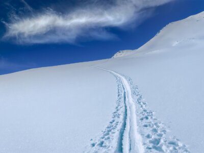 Ski Touring in Switzerland - © Rotkorn, Pixabay